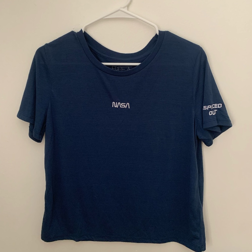 NASA SLIGHTLY CROPPED T-SHIRT